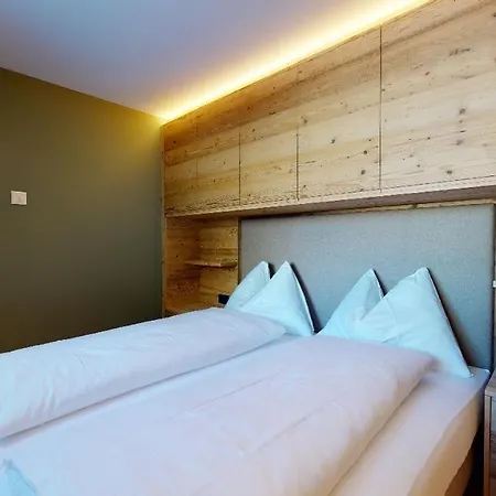 Quadrellas 4 5 Apartament